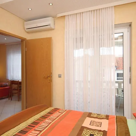 Apartment By The Sea Duce, - 5973