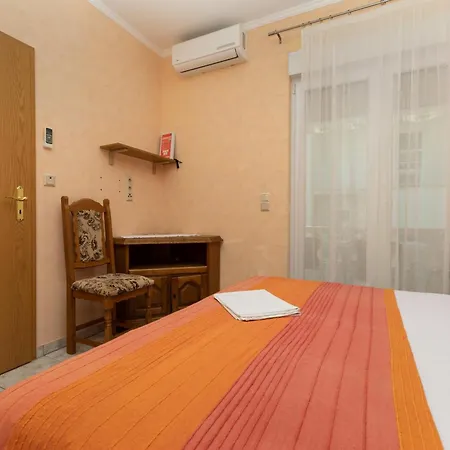 By The Sea Duce, - 5973 Apartment *